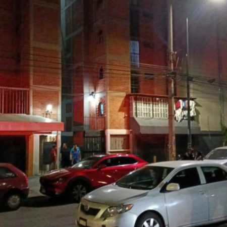 Dos niños y un adulto mueren intoxicados por gas en la CDMX