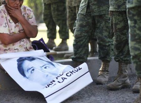 FGR va contra mandos militares por caso Ayotzinapa