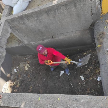 Realiza Ayuntamiento de Centro limpieza de drenes ante posibles lluvias
