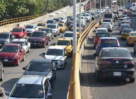 Con 400 mil vehículos, Villahermosa enfrenta su cotidiano caos vial