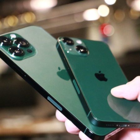 Brasil multa a Apple por vender iPhone sin cargador