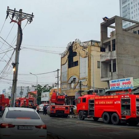 Incendio deja al menos 23 muertos en Vietnam