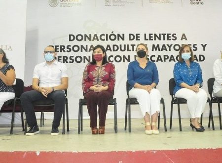 Presidenta del DIF Tabasco mejora condiciones de vida de adultos mayores de Centro