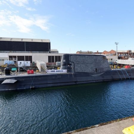 Reino Unido presenta el submarino más avanzado del mundo