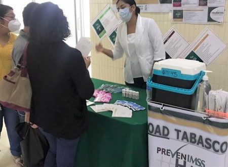 Realizan con éxito Vacunación para protección de tabasqueños