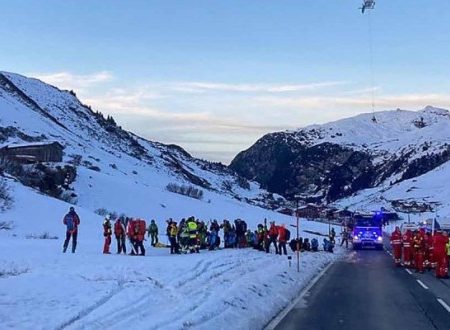 Avalancha causa que esquiadores y turistas queden atrapados