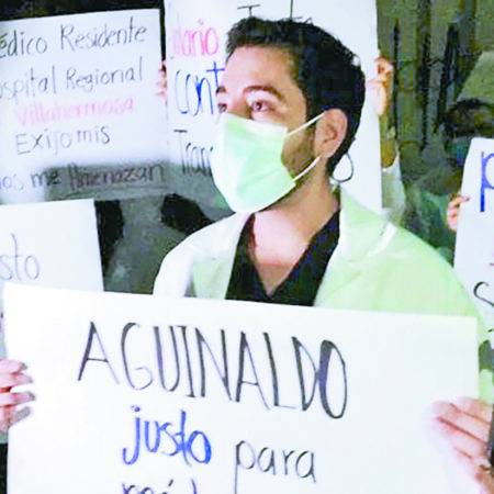 Castiga Pemex a médicos en Tabasco