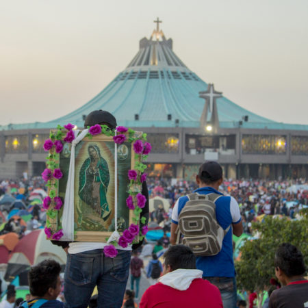 Millón y medio de personas llegaron ayer a la Basílica de Guadalupe