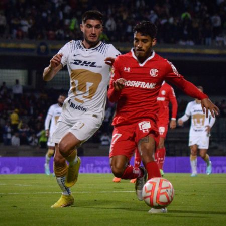 Pumas y Toluca empatan en partido amistoso