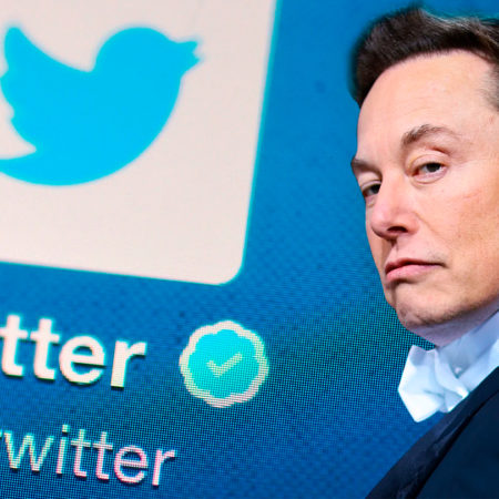 Usuarios piden que Elon Musk renuncie a Twitter