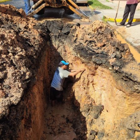 Atiende SAS fugas de agua en Villahermosa