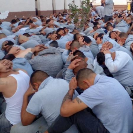 Aumentan a 30 los reos fugados en penal de Ciudad Juárez