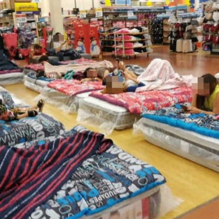 Cadena de supermercados cierra sus tiendas tras ola de violencia en Sinaloa