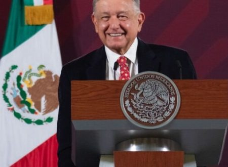 Gobierno de México fomenta inversión con visión sustentable: AMLO