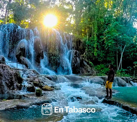 Tapijulapa, un lugar para explorar cuevas milenarias y pozas de agua en Tabasco