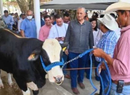 Difunden en Feria Tabasco acciones de gobierno a favor del campo estatal